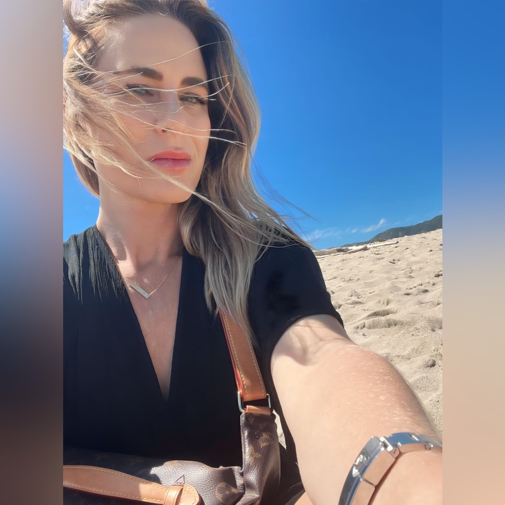 Meet your Posher, Angie